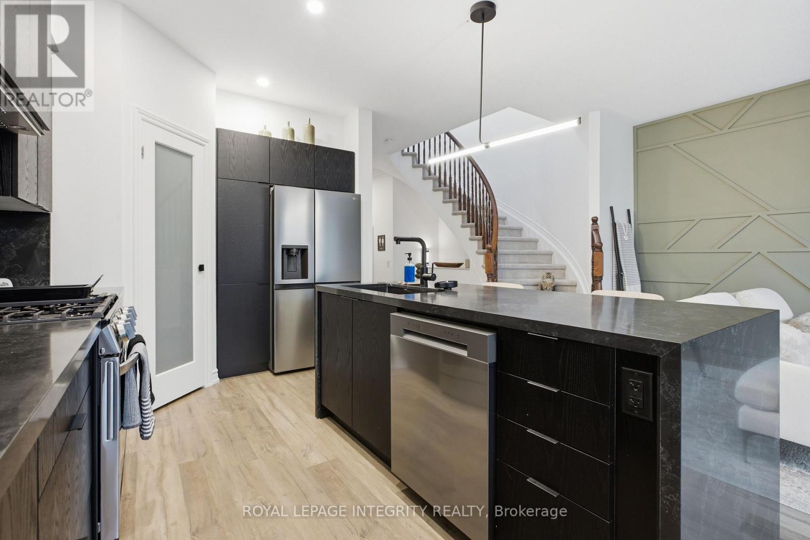 246 Cooks Mill Crescent, Ottawa, Ontario  K1V 2N1 - Photo 10 - X13476808