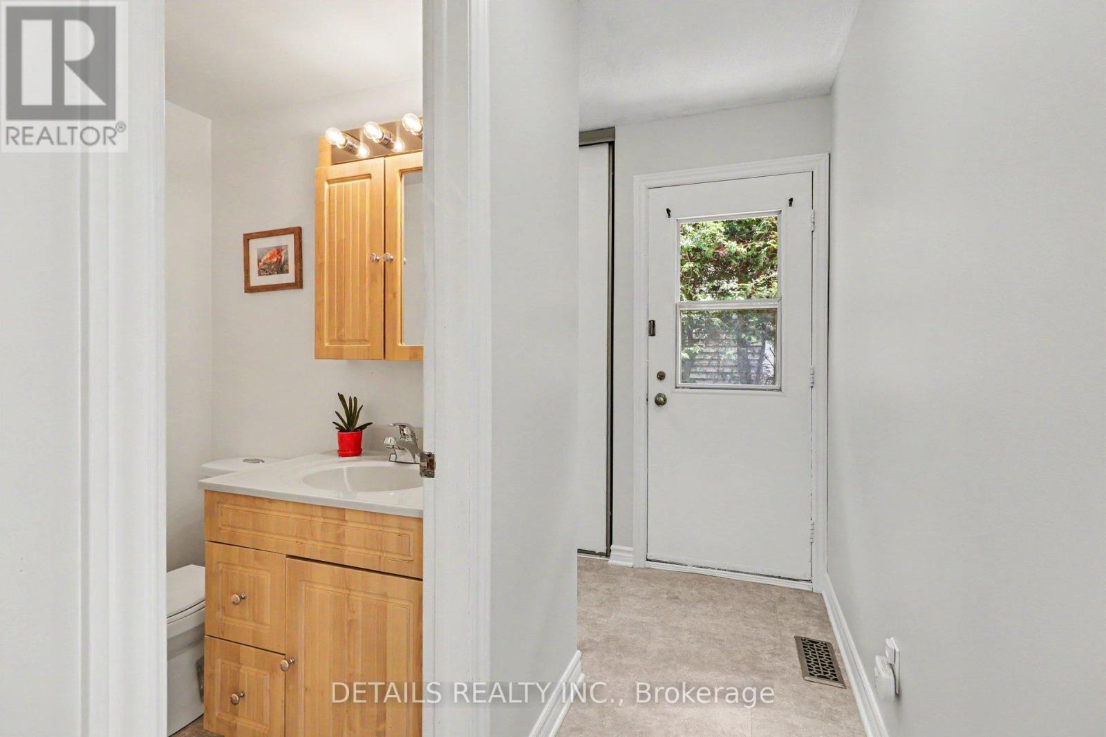 1078 St Jovite Ridge, Ottawa, Ontario  K1C 1Y8 - Photo 3 - X13477006