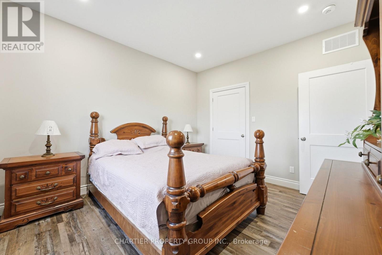 10664 Blaine Road, North Dundas, Ontario  K0E 1S0 - Photo 22 - X13477088