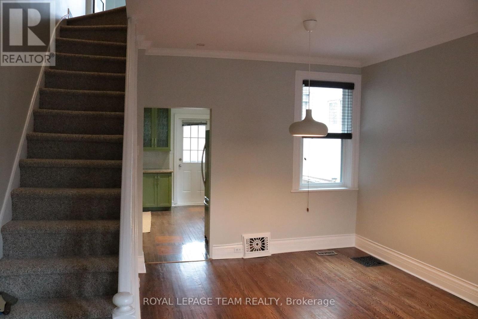 35 Ivy Crescent, Ottawa, Ontario  K1M 1Y1 - Photo 6 - X13477120