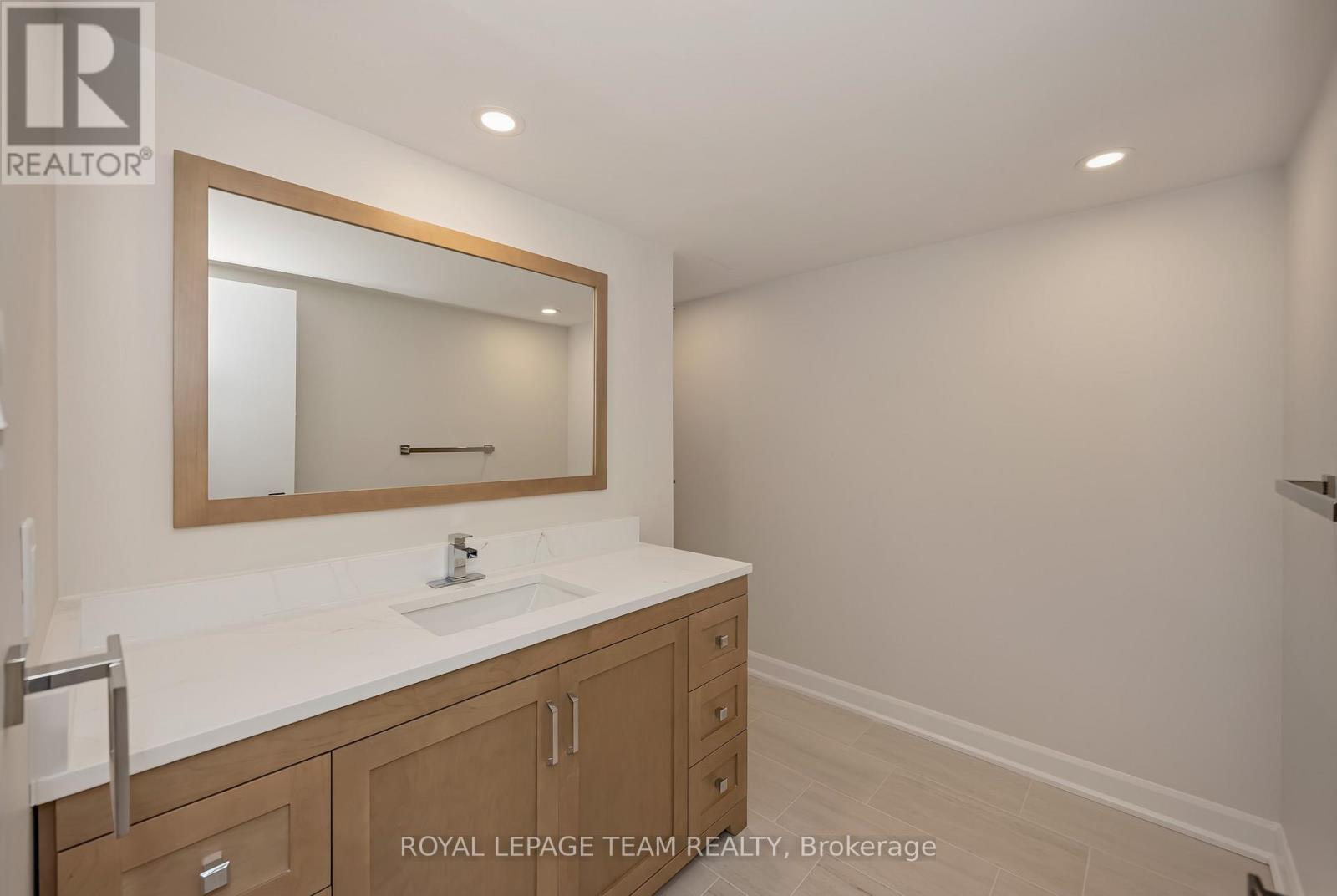 214 - 2630 Southvale Crescent, Ottawa, Ontario  K1B 4S8 - Photo 37 - X13477248