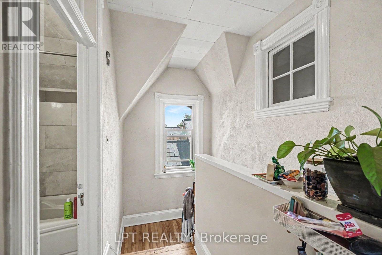 475 Maclaren Street, Ottawa, Ontario  K1R 5K5 - Photo 10 - X13477716