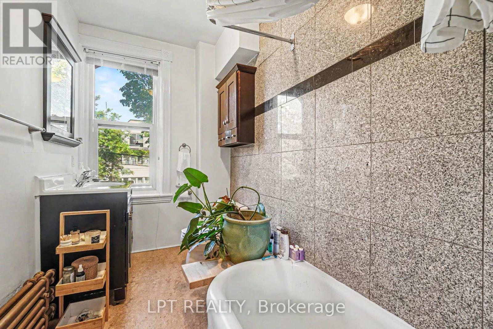 475 Maclaren Street, Ottawa, Ontario  K1R 5K5 - Photo 21 - X13477716