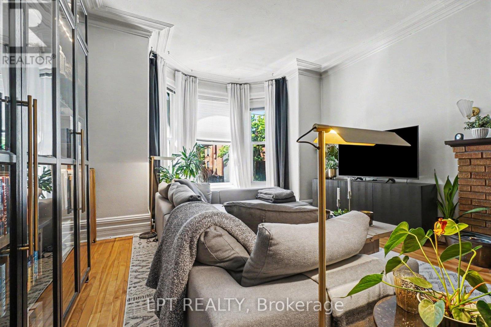 475 Maclaren Street, Ottawa, Ontario  K1R 5K5 - Photo 5 - X13477716