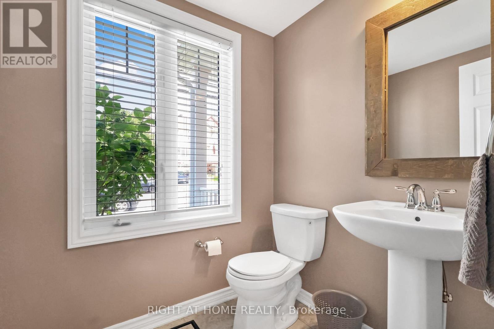 1896 Maple Grove Road, Ottawa, Ontario  K2S 0W6 - Photo 4 - X13477860