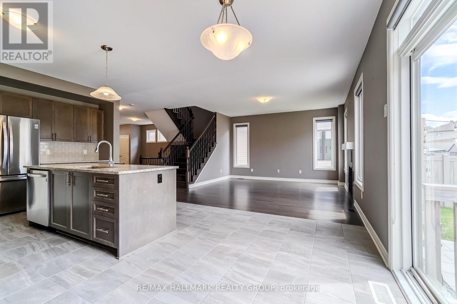 1110 Beckett Crescent, Ottawa, Ontario  K2S 0Y9 - Photo 13 - X13478356