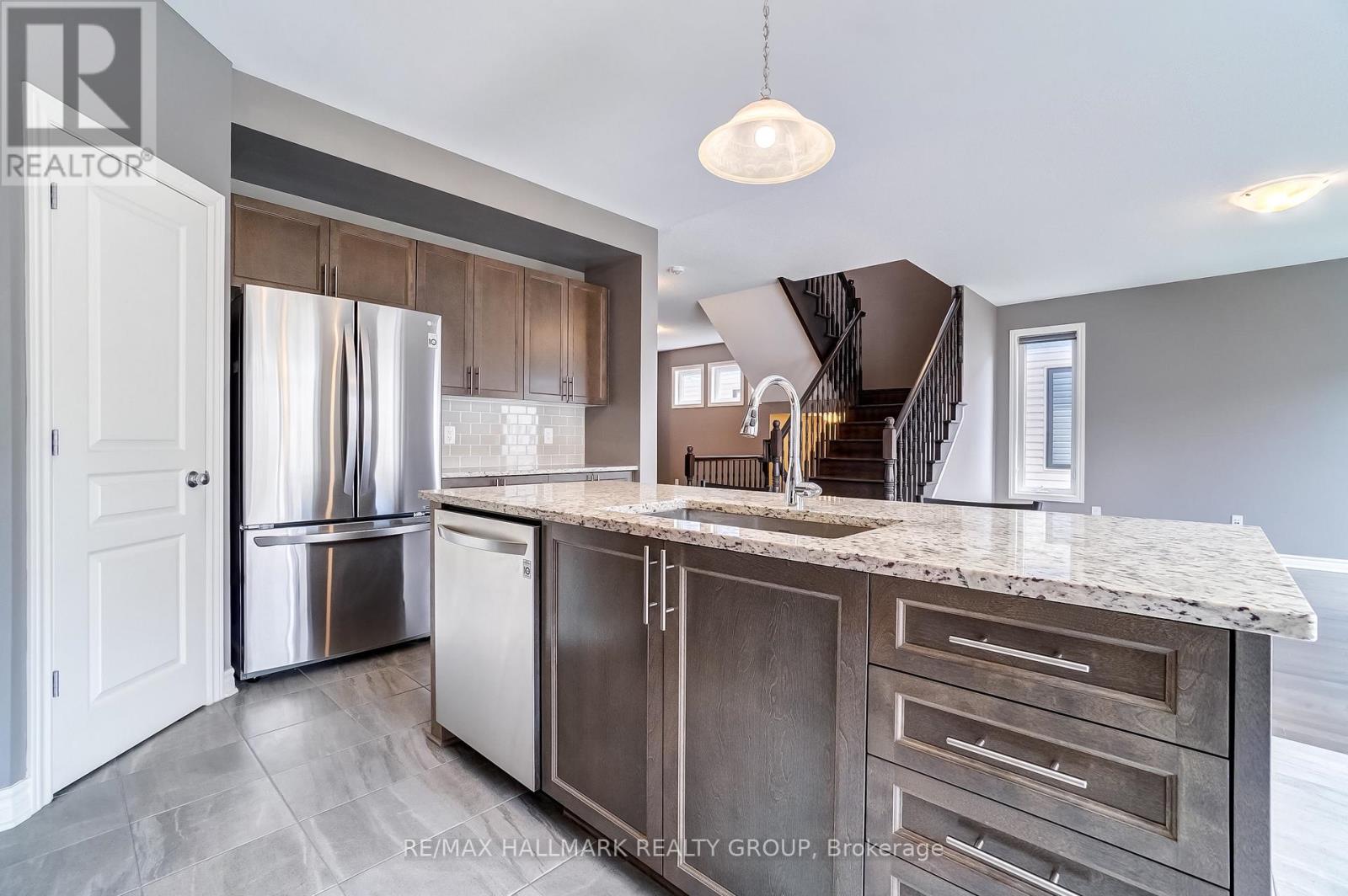 1110 Beckett Crescent, Ottawa, Ontario  K2S 0Y9 - Photo 19 - X13478356