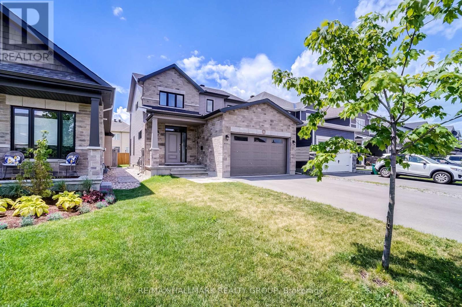 1110 Beckett Crescent, Ottawa, Ontario  K2S 0Y9 - Photo 2 - X13478356