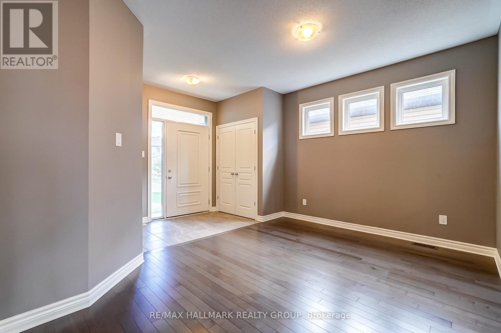 1110 Beckett Crescent, Ottawa, Ontario  K2S 0Y9 - Photo 6 - X13478356