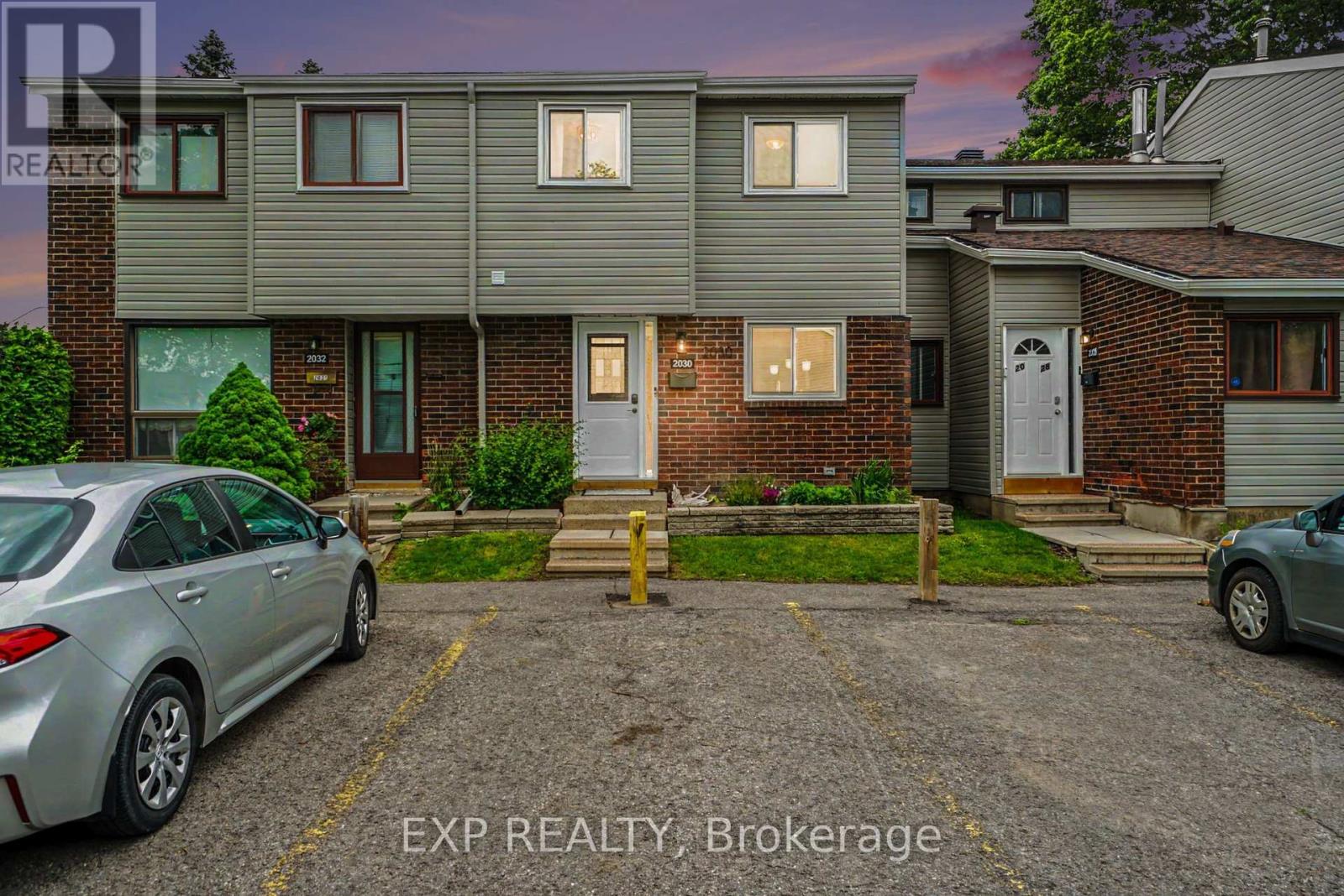 35 - 2030 Kelden Crescent, Ottawa, Ontario  K1B 4X9 - Photo 2 - X13478494