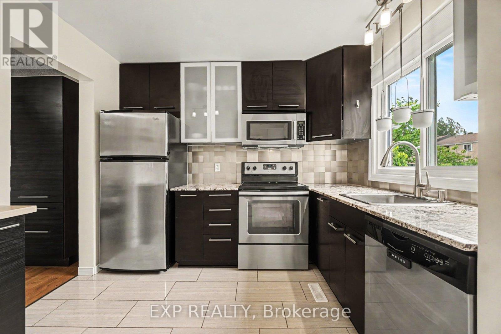 35 - 2030 Kelden Crescent, Ottawa, Ontario  K1B 4X9 - Photo 3 - X13478494
