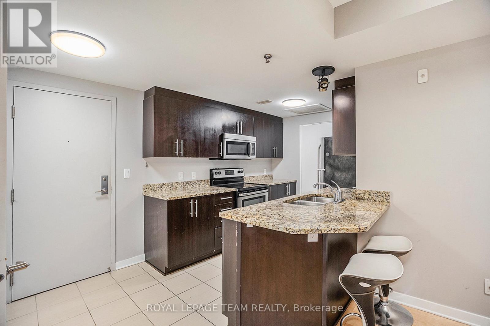 404 - 456 King Edward Avenue, Ottawa, Ontario  K1N 7M9 - Photo 3 - X13478560