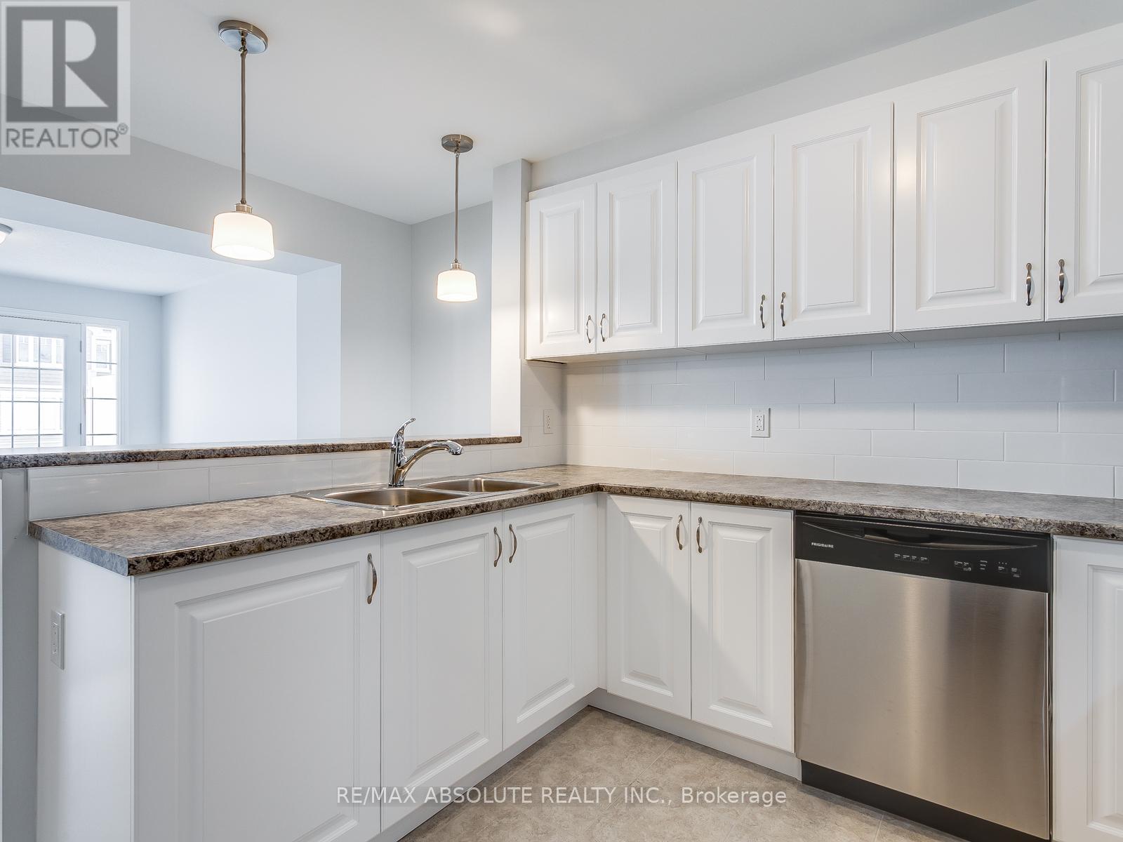 315 Pumpkinseed Crescent, Ottawa, Ontario  K2J 6J9 - Photo 6 - X13478562