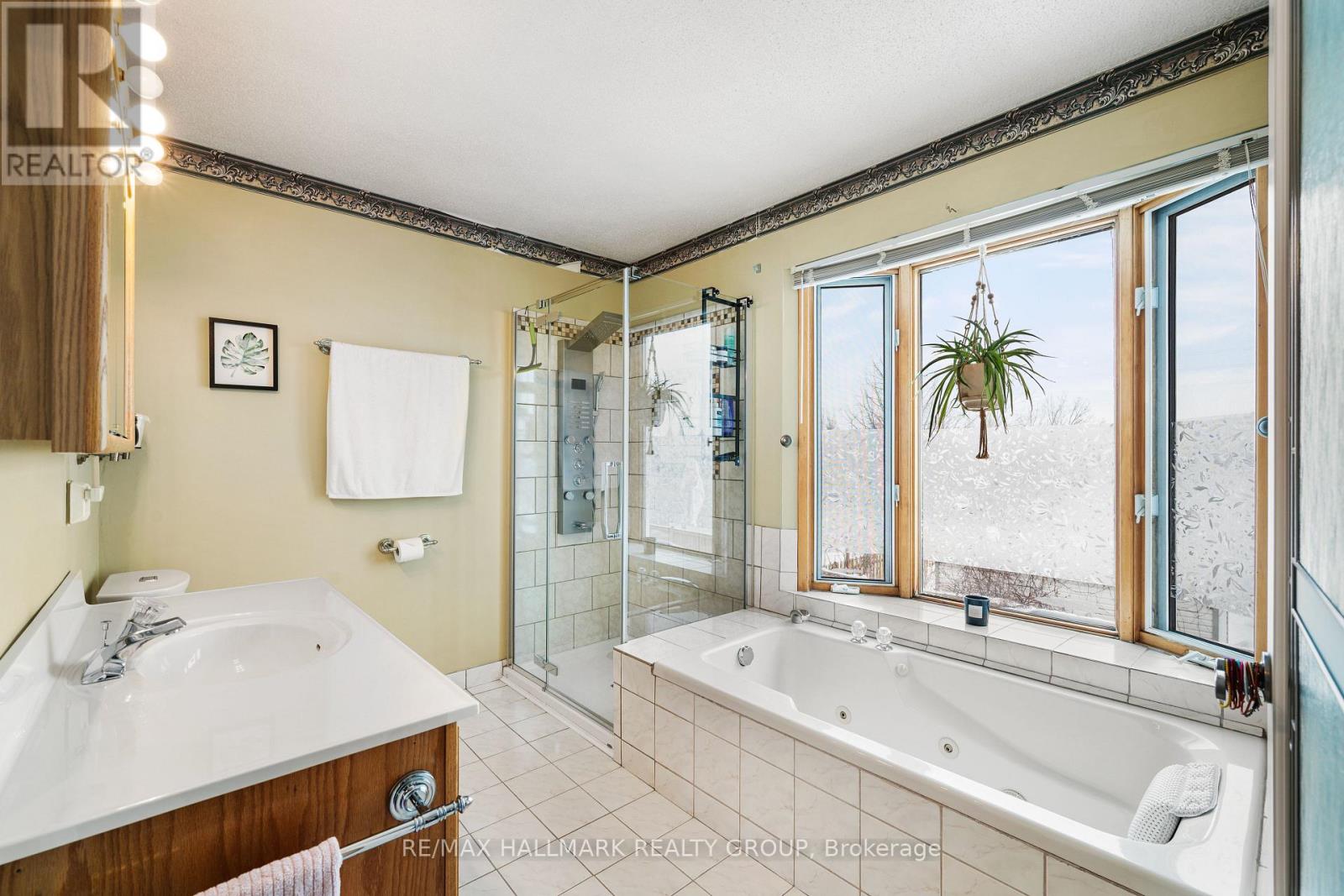 477 Duvernay Drive, Ottawa, Ontario  K1E 2N7 - Photo 23 - X13478640