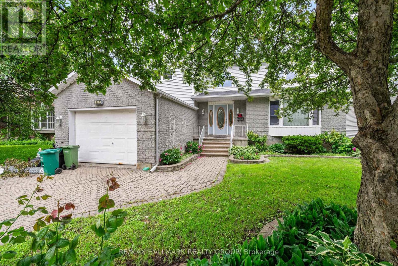 477 Duvernay Drive, Ottawa, Ontario  K1E 2N7 - Photo 3 - X13478640