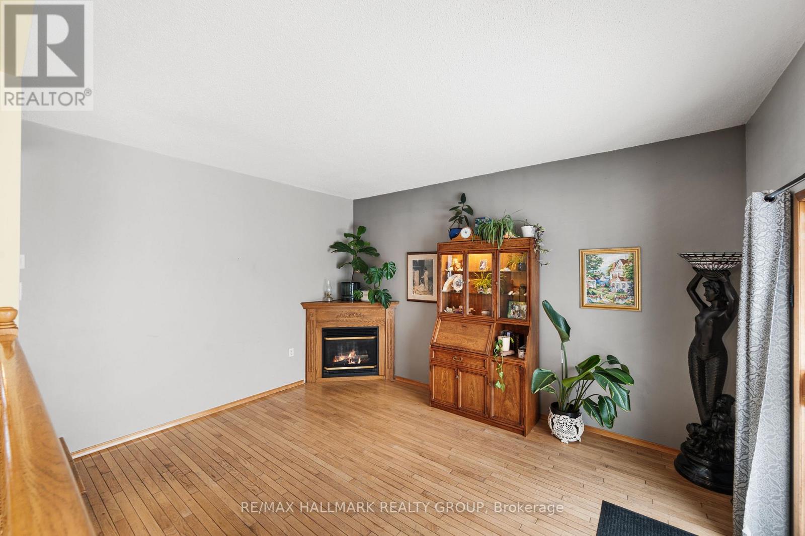 477 Duvernay Drive, Ottawa, Ontario  K1E 2N7 - Photo 7 - X13478640