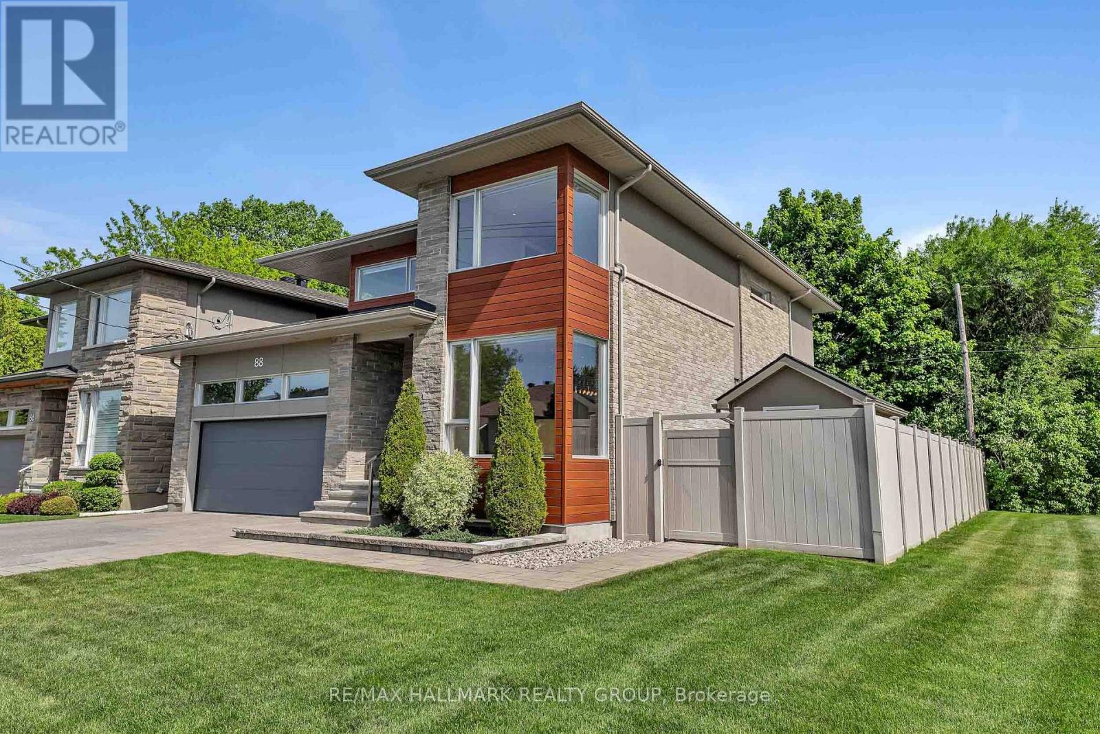 88 Withrow Avenue, Ottawa, Ontario  K2G 2J3 - Photo 3 - X13479152