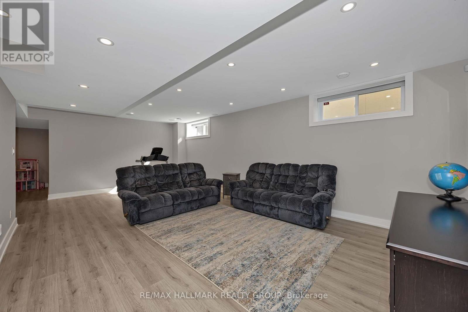 88 Withrow Avenue, Ottawa, Ontario  K2G 2J3 - Photo 34 - X13479152