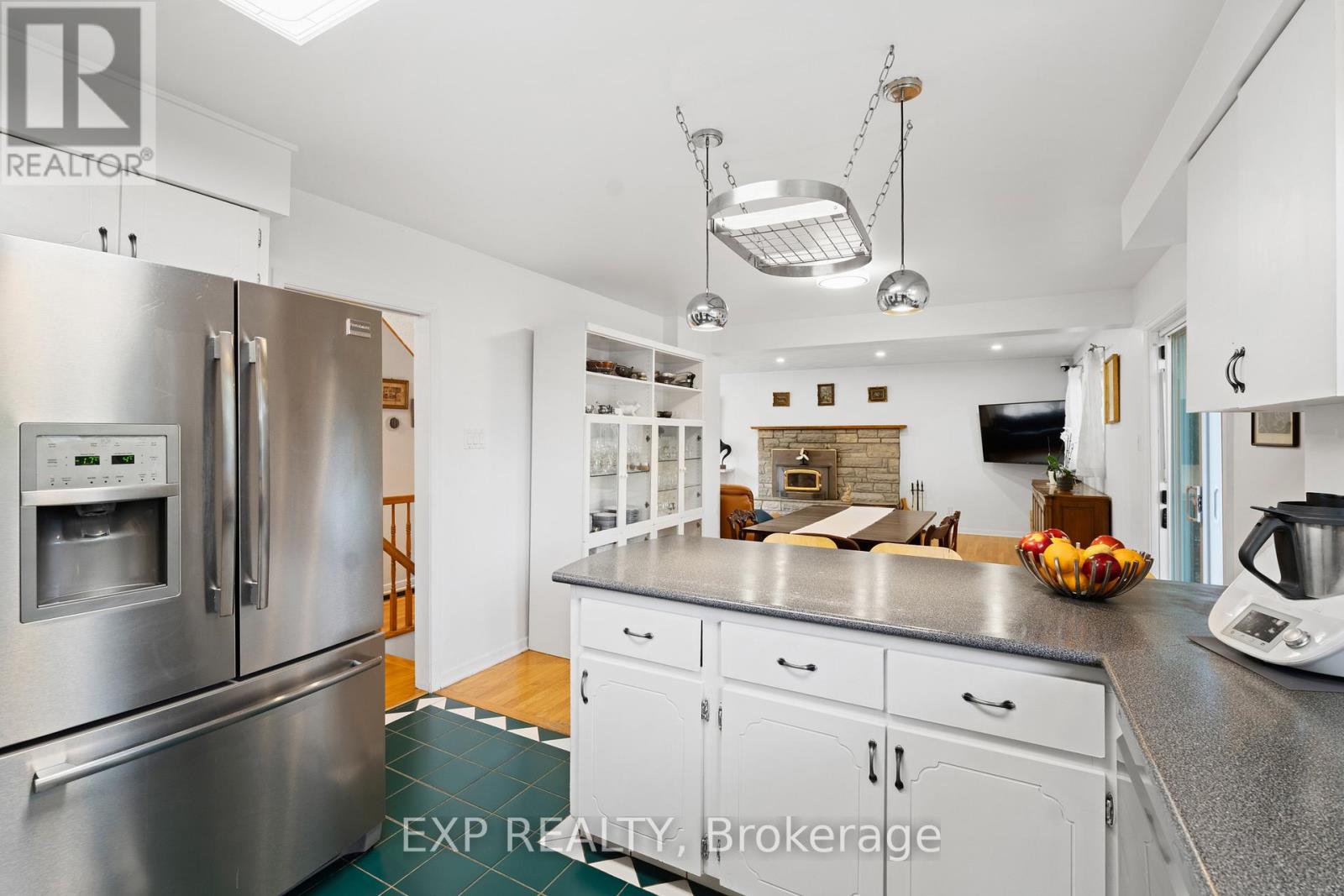 2061 Balharrie Avenue, Ottawa, Ontario  K1G 1G2 - Photo 17 - X13479580