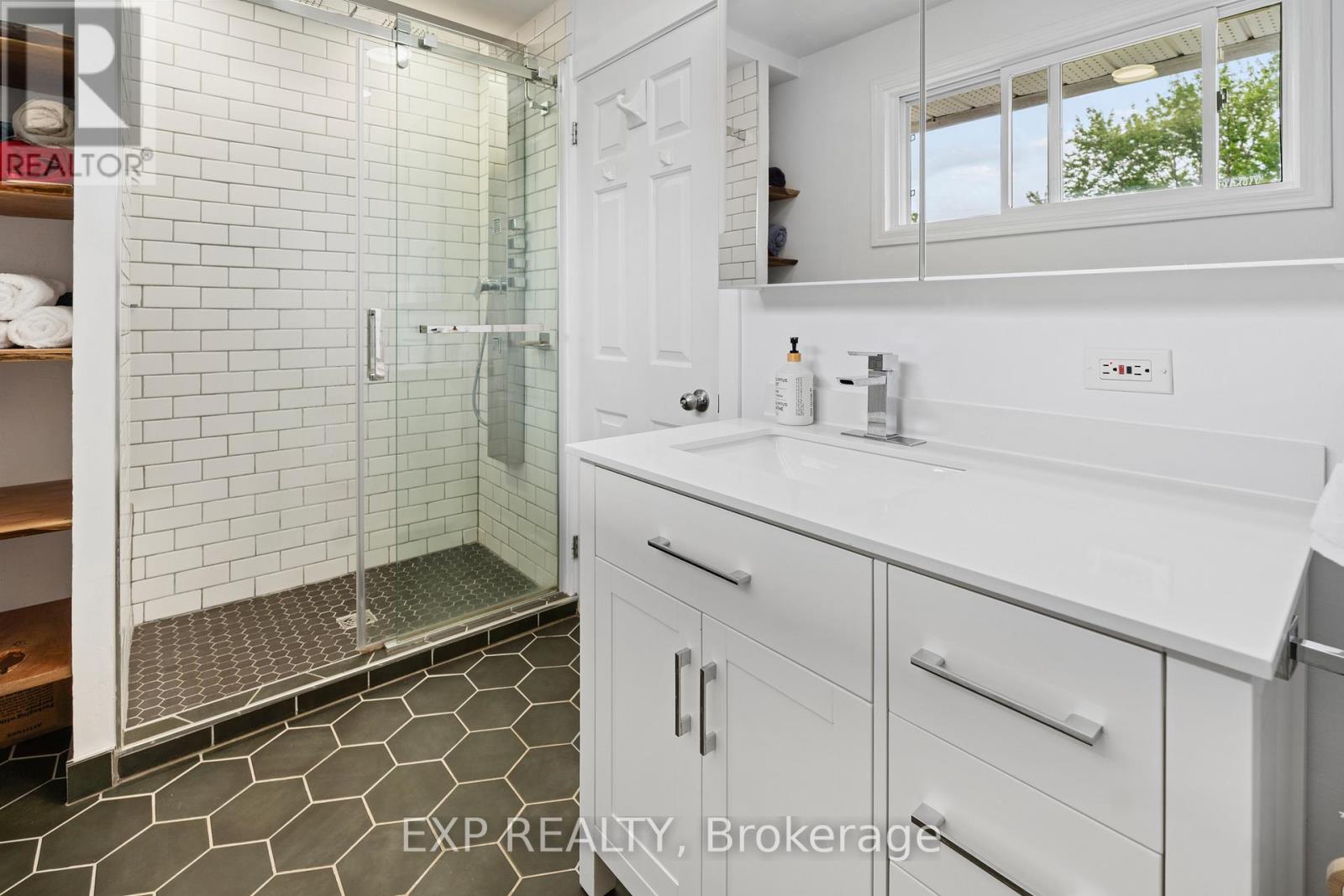 2061 Balharrie Avenue, Ottawa, Ontario  K1G 1G2 - Photo 29 - X13479580