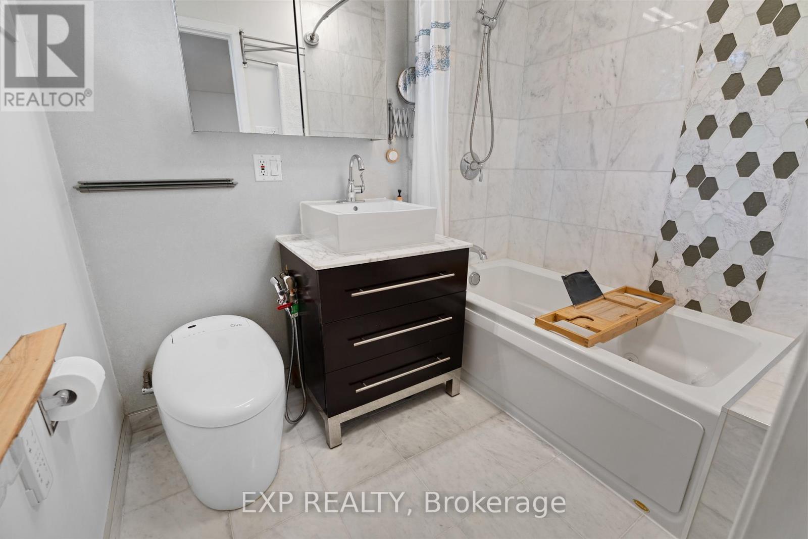 2061 Balharrie Avenue, Ottawa, Ontario  K1G 1G2 - Photo 34 - X13479580