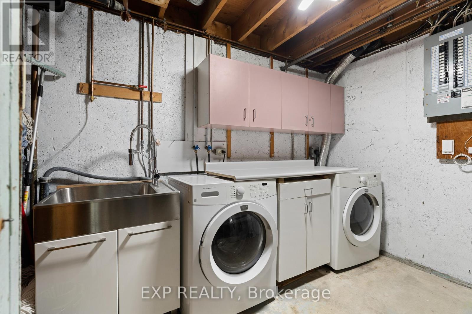 2061 Balharrie Avenue, Ottawa, Ontario  K1G 1G2 - Photo 41 - X13479580