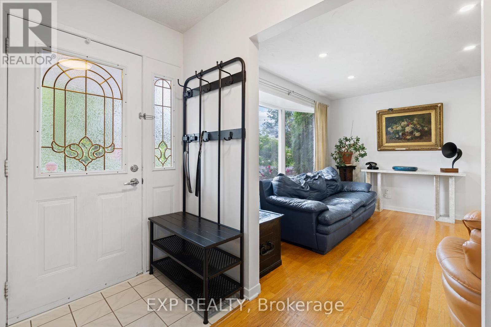 2061 Balharrie Avenue, Ottawa, Ontario  K1G 1G2 - Photo 7 - X13479580