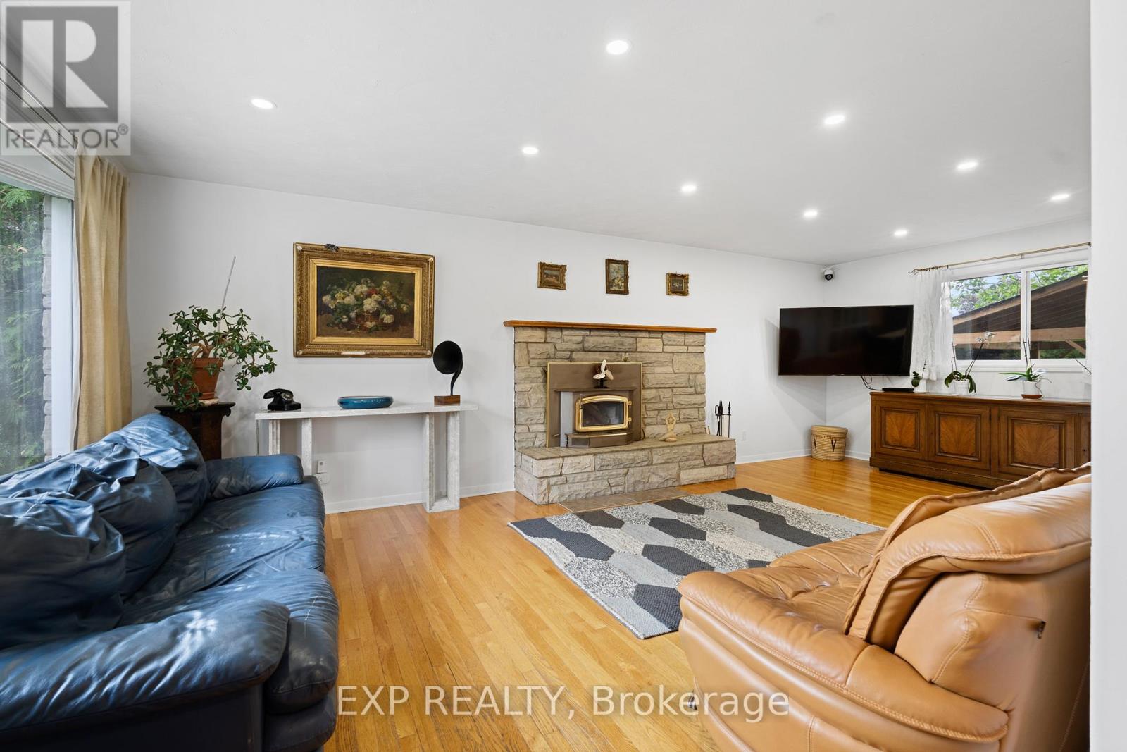 2061 Balharrie Avenue, Ottawa, Ontario  K1G 1G2 - Photo 8 - X13479580