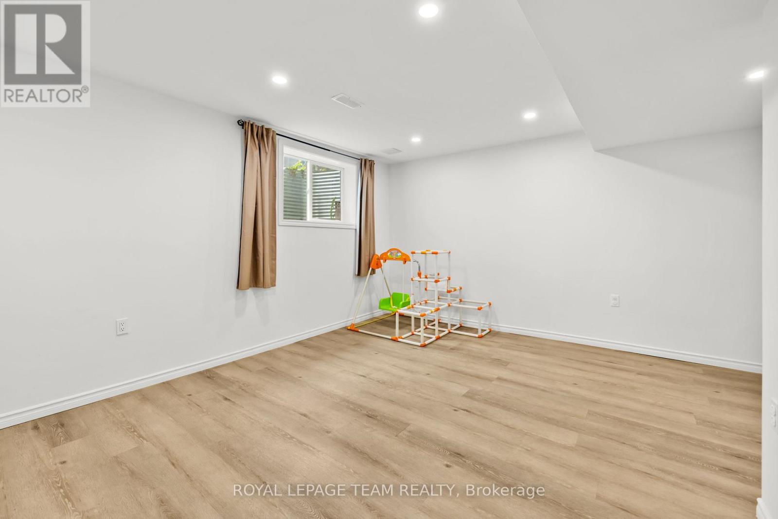 91 Winnegreen Court, Ottawa, Ontario  K1G 5S4 - Photo 28 - X13479684