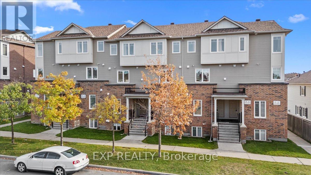 290 Espin Heights, Ottawa, Ontario  K2J 0Y8 - Photo 1 - X13479700