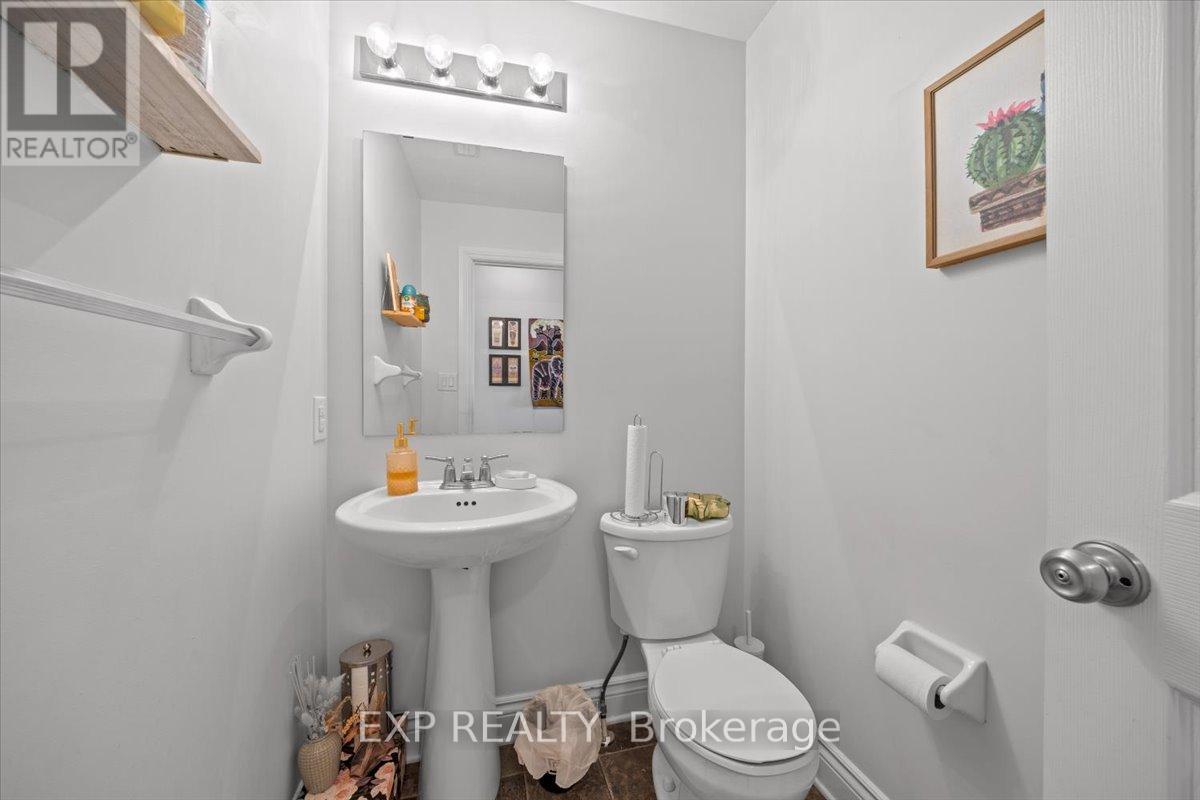 290 Espin Heights, Ottawa, Ontario  K2J 0Y8 - Photo 5 - X13479700