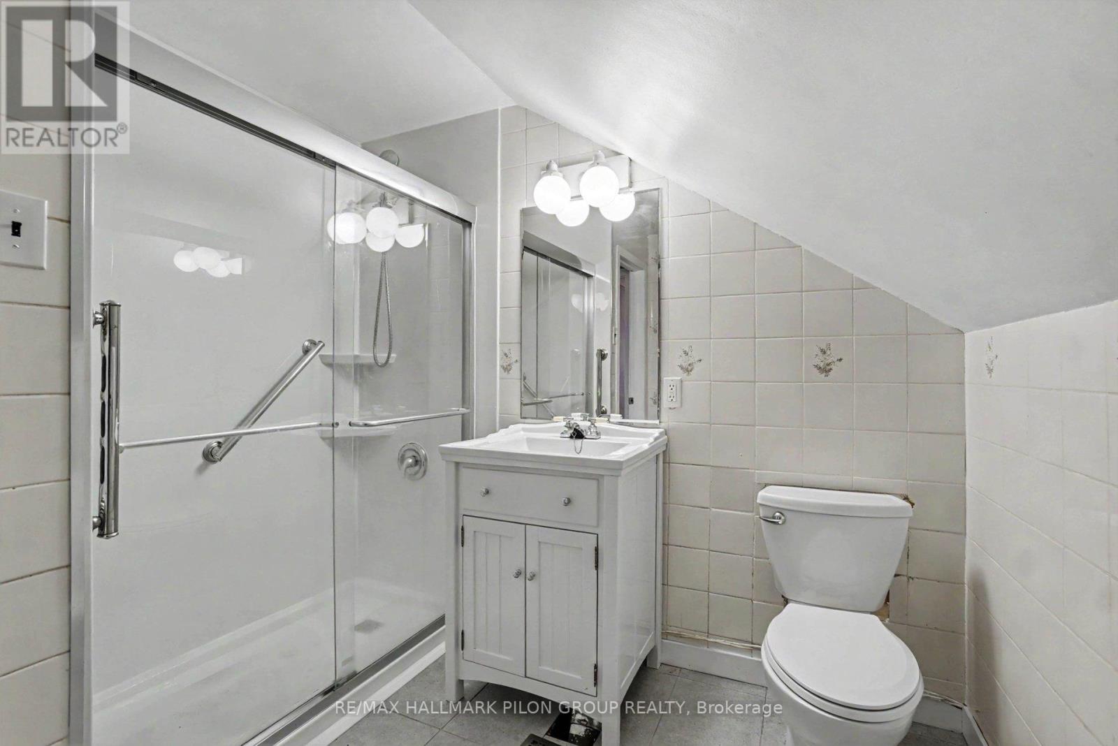 675 Borthwick Avenue, Ottawa, Ontario  K1K 2M1 - Photo 13 - X13479784