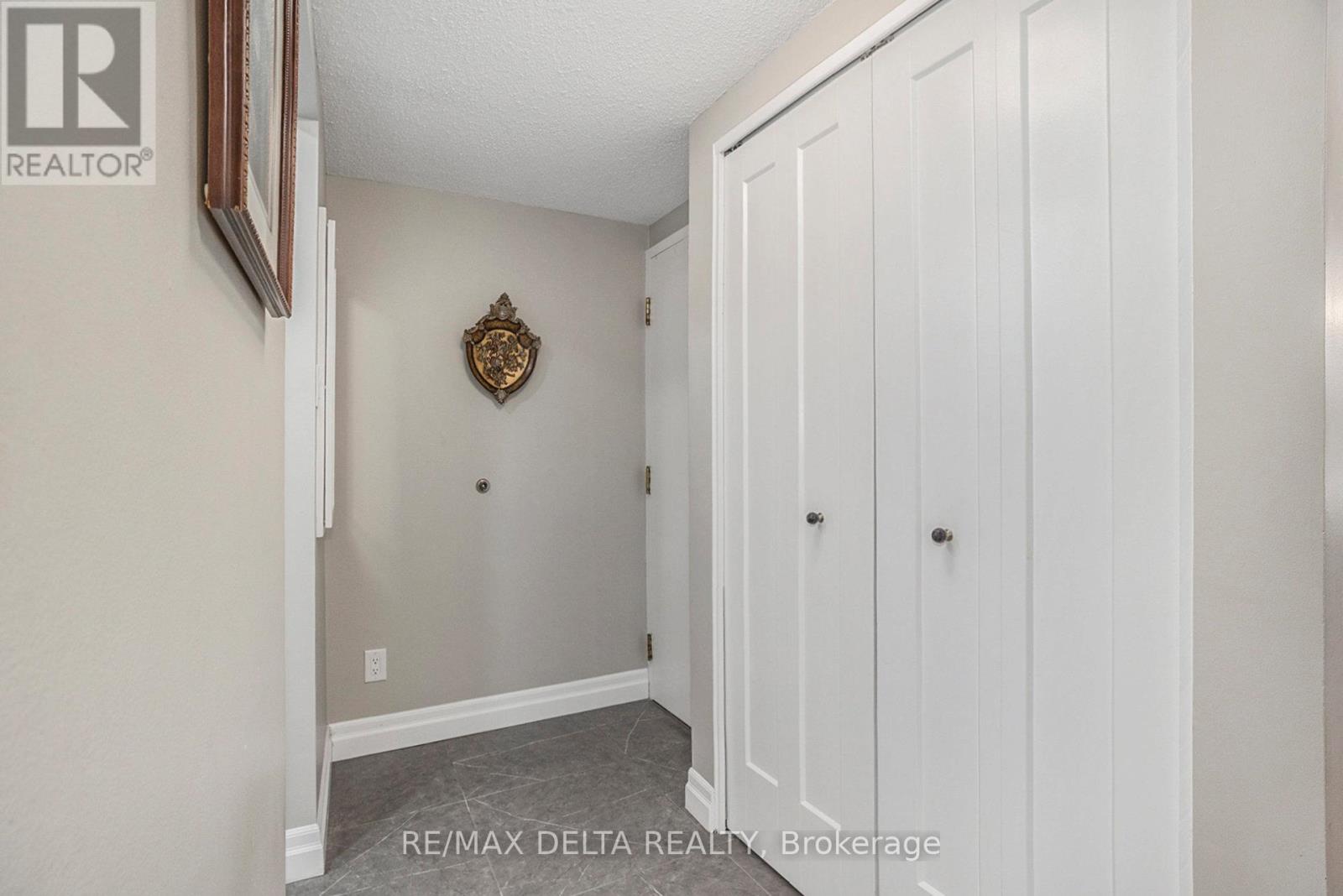 304 - 295 Gilmour Street, Ottawa, Ontario  K2P 0P7 - Photo 6 - X13479988