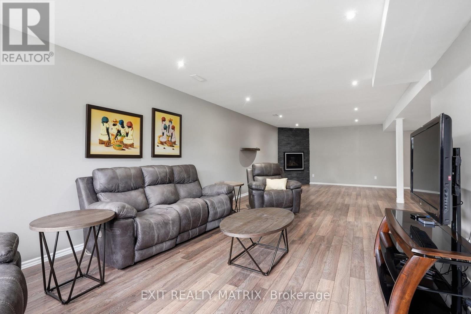 309 Colmar Street, Russell, Ontario  K0A 1W0 - Photo 22 - X13480058