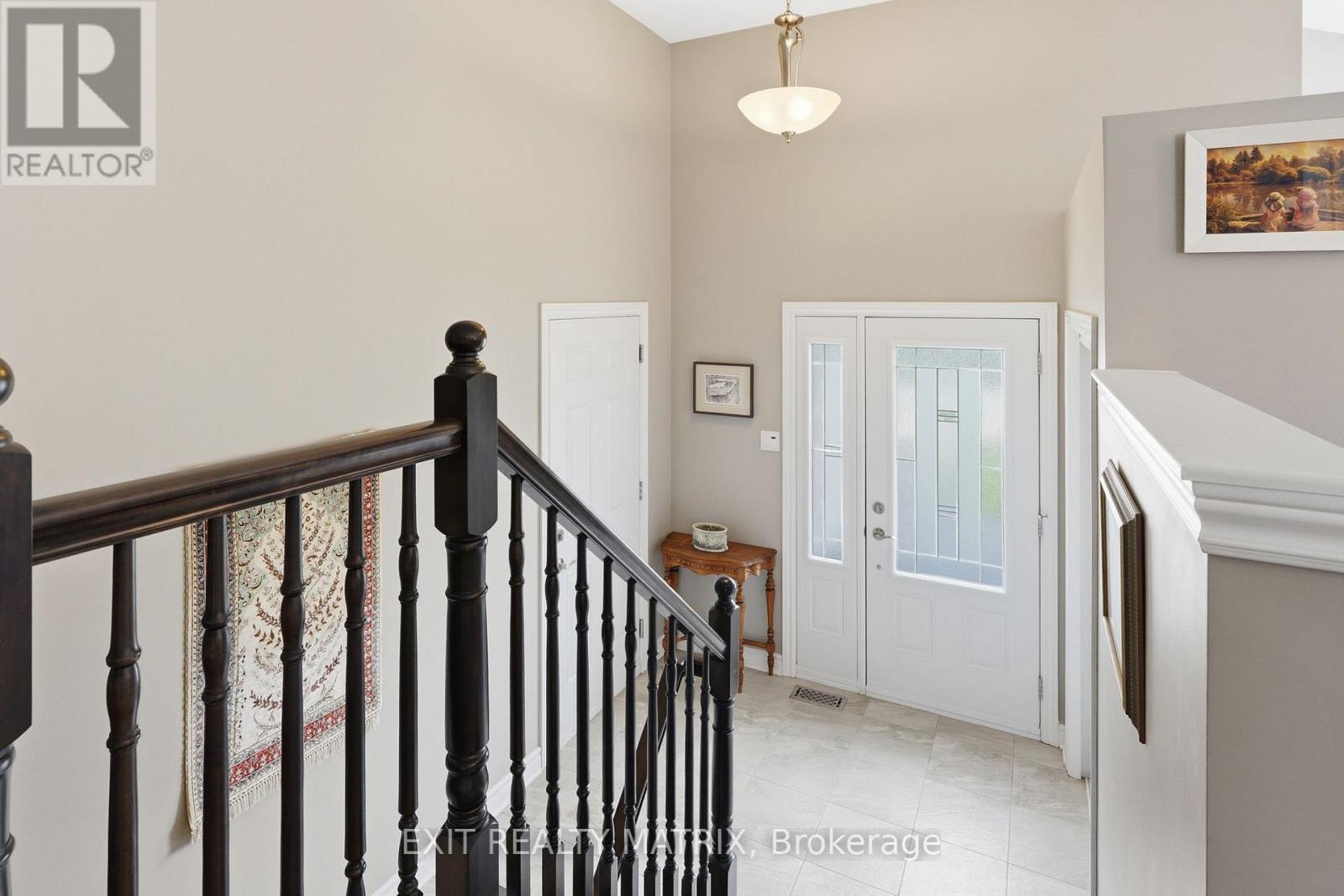 309 Colmar Street, Russell, Ontario  K0A 1W0 - Photo 3 - X13480058