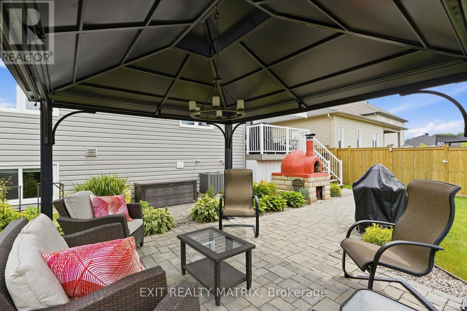 309 Colmar Street, Russell, Ontario  K0A 1W0 - Photo 35 - X13480058