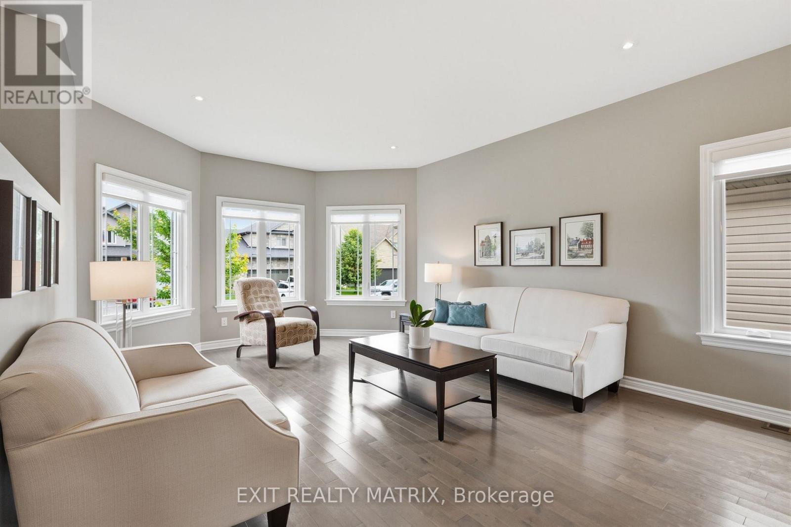 309 Colmar Street, Russell, Ontario  K0A 1W0 - Photo 4 - X13480058