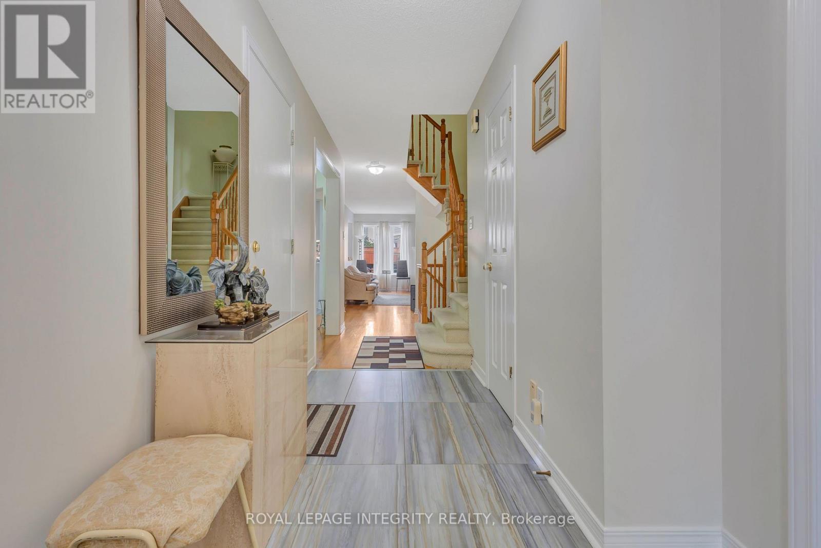7 Westpointe Crescent, Ottawa, Ontario  K2G 5Z1 - Photo 6 - X13480664
