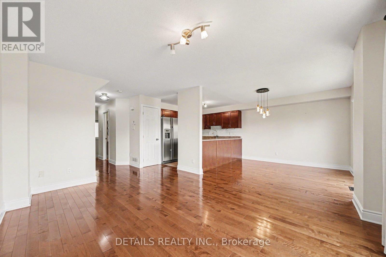 261 Parkin Circle, Ottawa, Ontario  K1T 4G8 - Photo 3 - X13480858