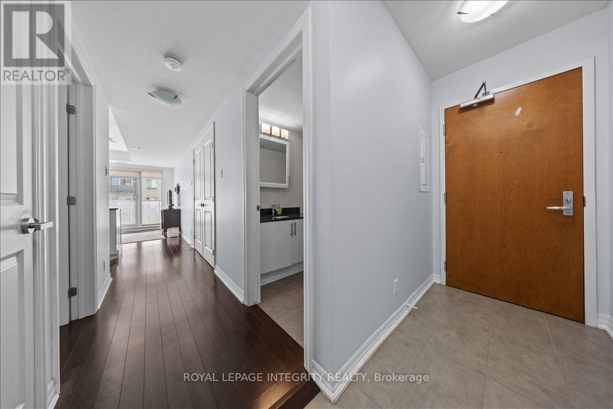 909 - 242 Rideau Street, Ottawa, Ontario  K1N 0B7 - Photo 2 - X13481020