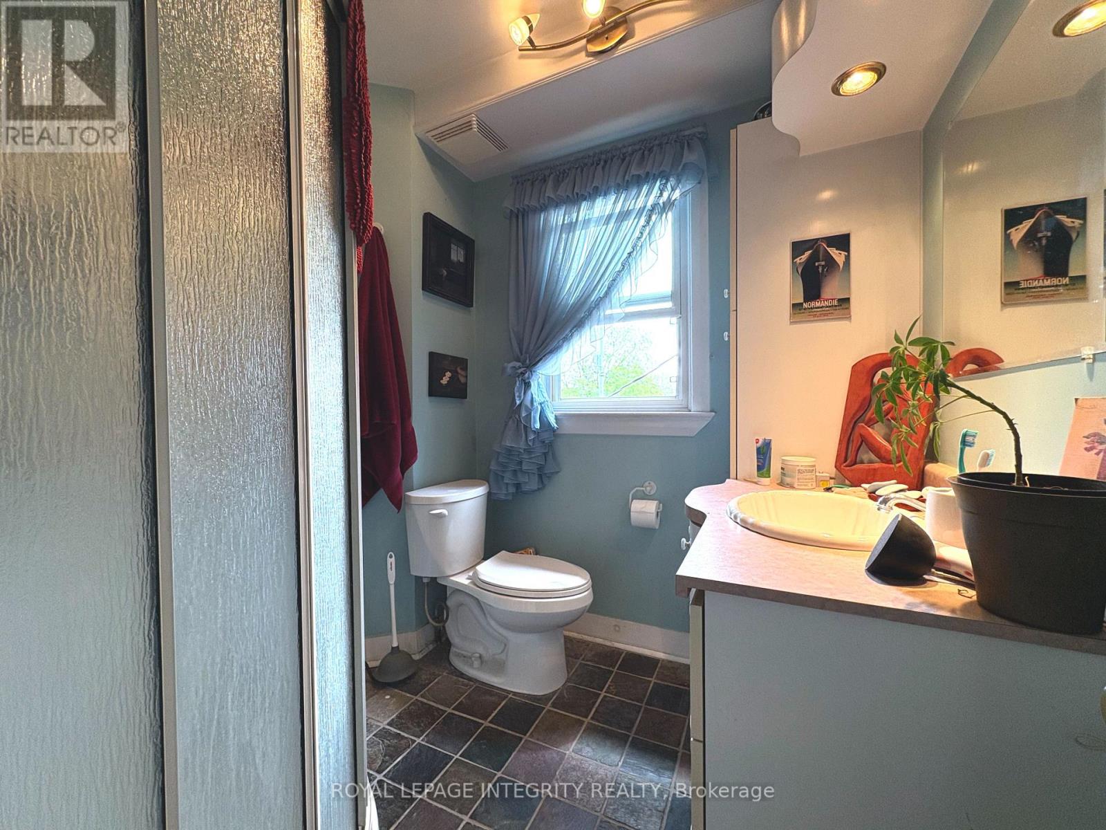 1222 Dorchester Avenue, Ottawa, Ontario  K1Z 8E4 - Photo 16 - X13481072