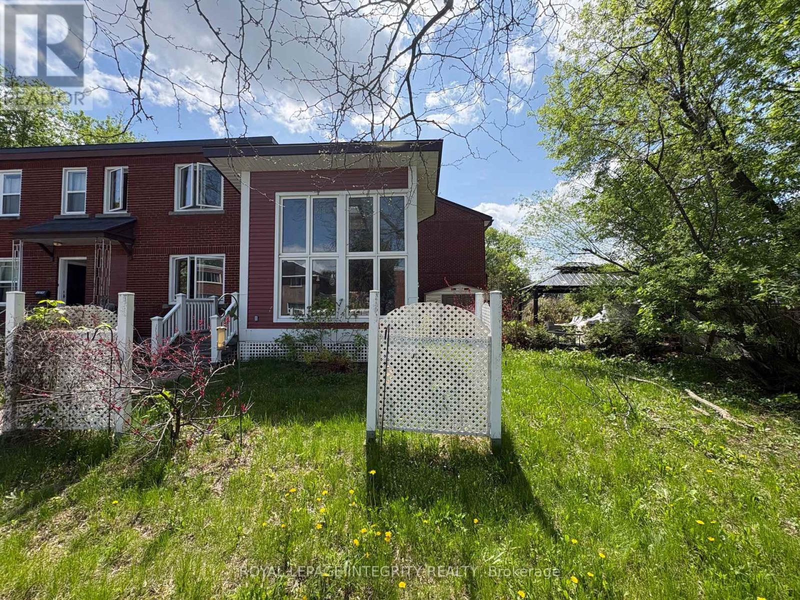 1222 Dorchester Avenue, Ottawa, Ontario  K1Z 8E4 - Photo 2 - X13481072