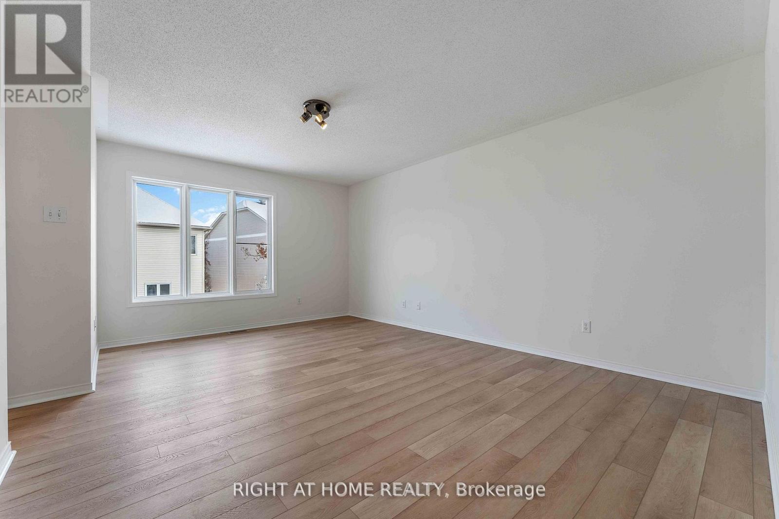 104 B Craig Henry Drive, Ottawa, Ontario  K2G 6L8 - Photo 20 - X13481174