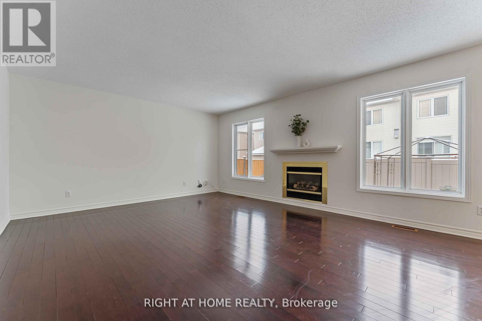 104 B Craig Henry Drive, Ottawa, Ontario  K2G 6L8 - Photo 9 - X13481174
