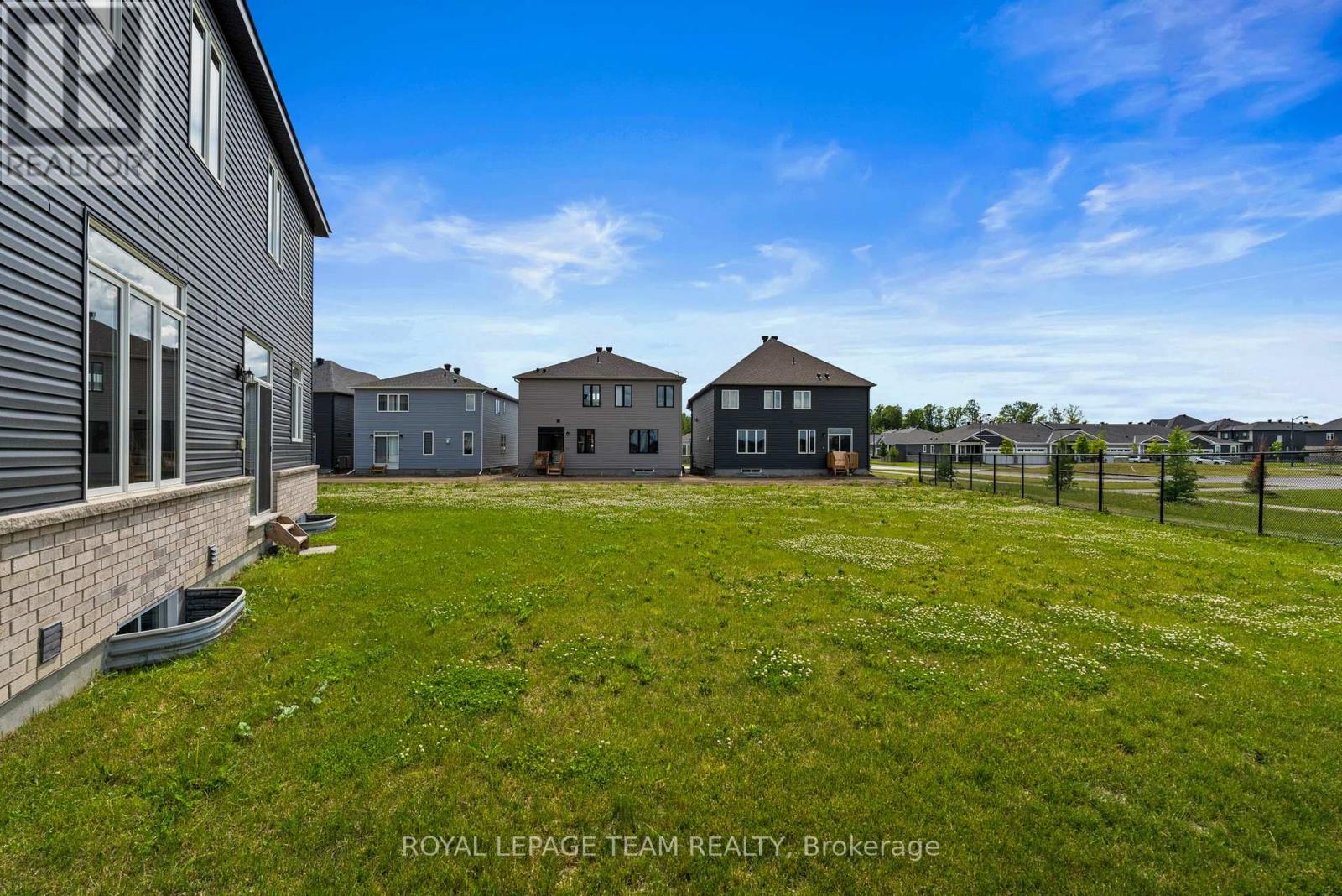 590 Anchor Circle, Ottawa, Ontario  K4M 0X4 - Photo 43 - X13481234
