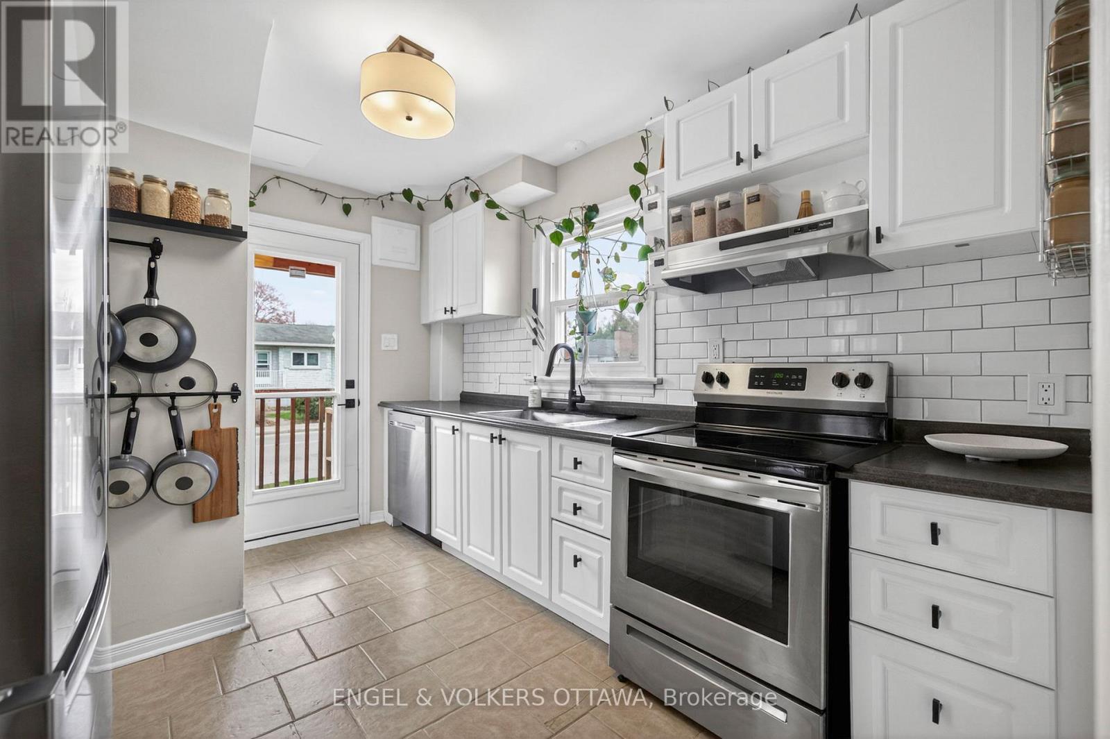 344 Richelieu Avenue, Ottawa, Ontario  K1L 6J9 - Photo 14 - X13481330