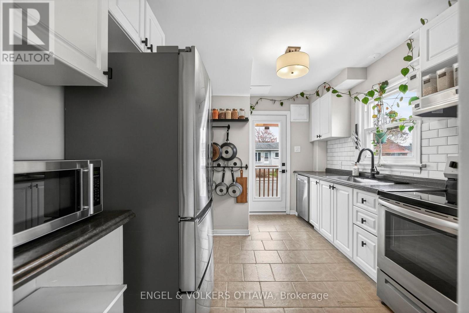 344 Richelieu Avenue, Ottawa, Ontario  K1L 6J9 - Photo 20 - X13481330