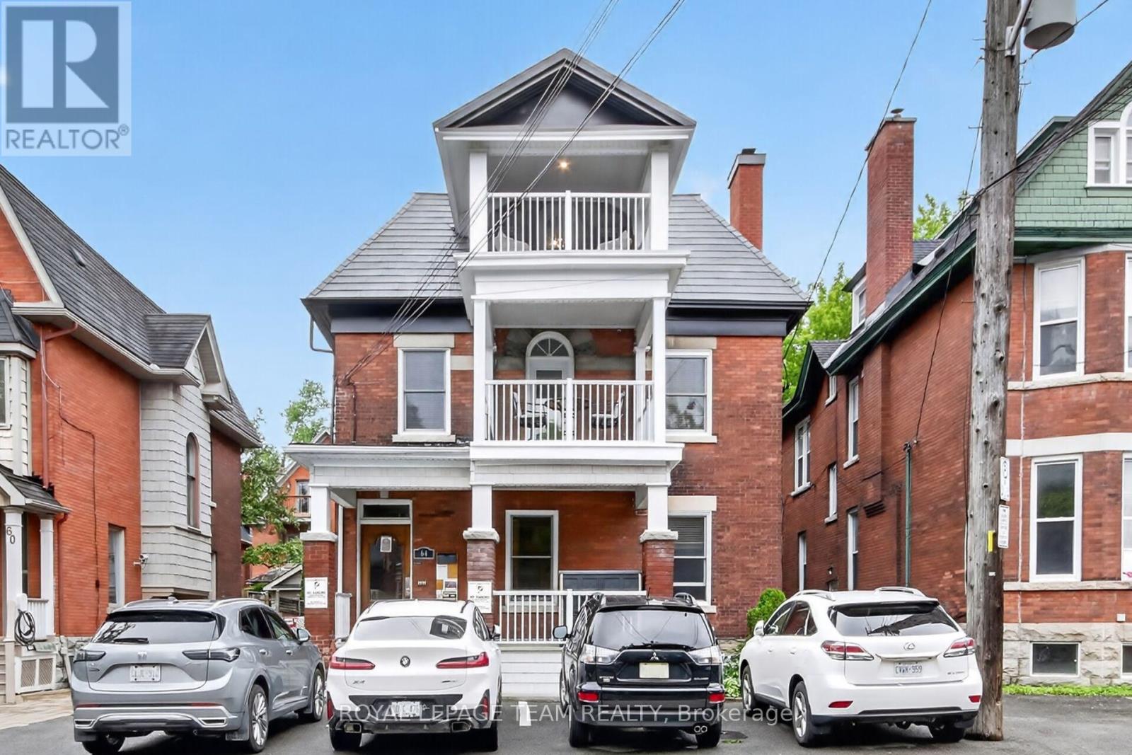 64 Delaware Avenue, Ottawa, Ontario  K2P 0Z3 - Photo 1 - X13481460