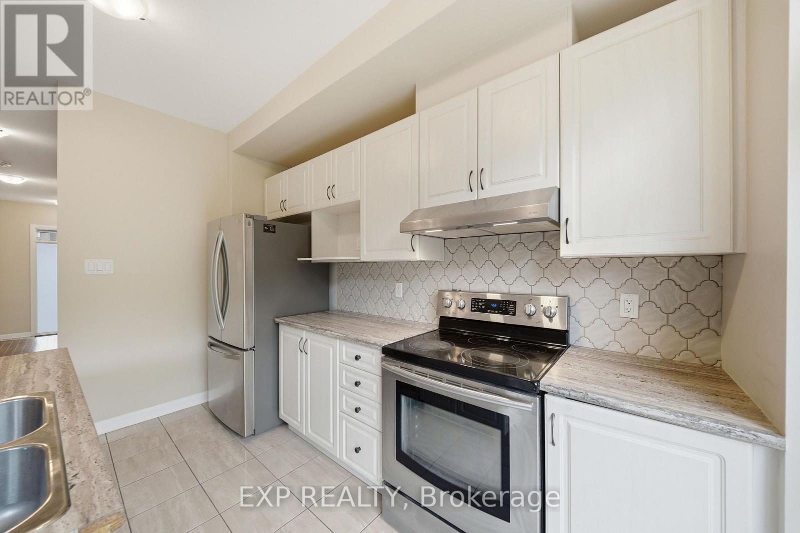 222 Geyser Place, Ottawa, Ontario  K2J 6P1 - Photo 10 - X13481476