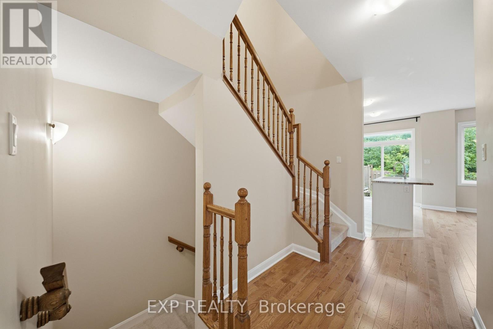 222 Geyser Place, Ottawa, Ontario  K2J 6P1 - Photo 3 - X13481476
